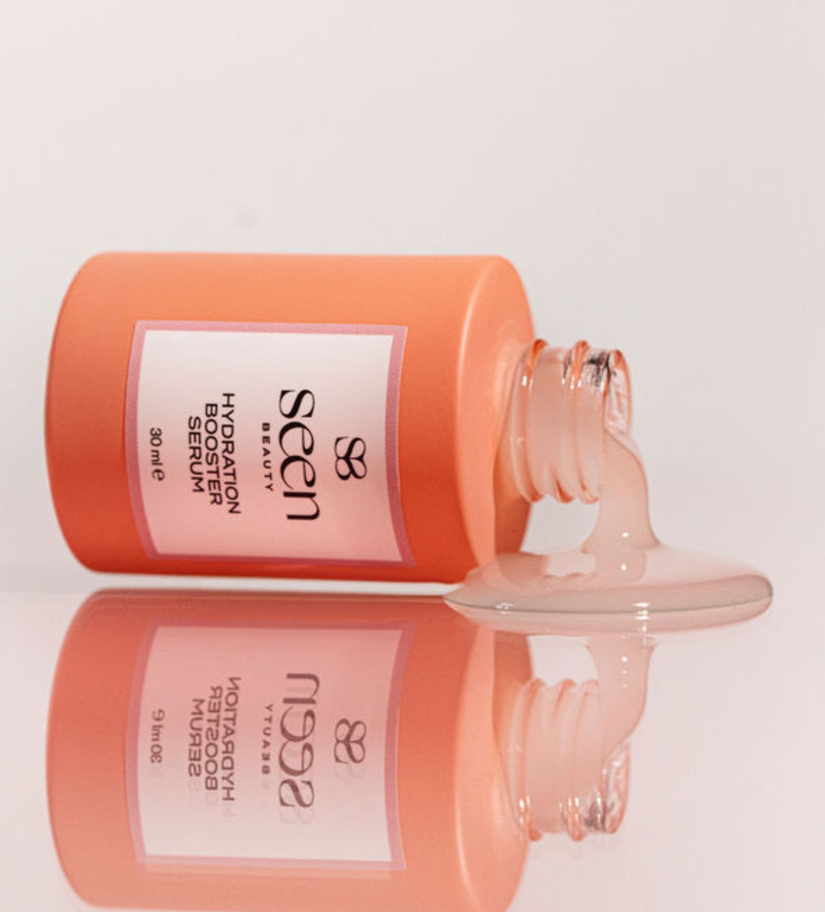 Ενυδατικός ορός με αποτέλεσμα γεμίσματος Hydration Booster